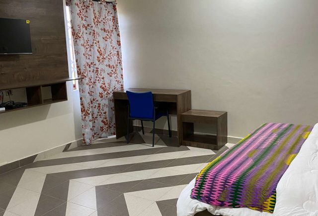 large room 3