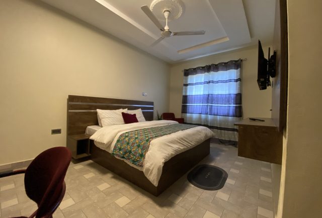 medium room